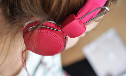 Guide to Decreasing Noise Induced-Hearing Loss in Your Teenager